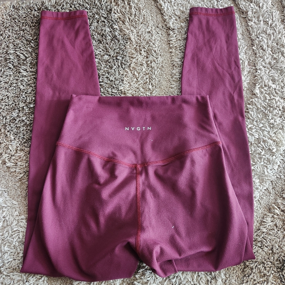 NVGTN Four-Pack High-Waist Leggings in Blue, Gray, Rose, Burgundy - Picture 9 of 10